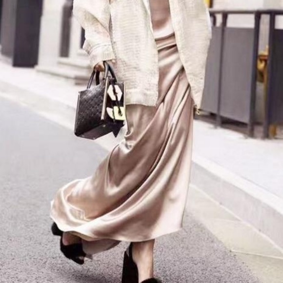 NWOT HEIRLOOM Leather Handbag "BABY TWIN EMBOSS" - Picture 2 of 8